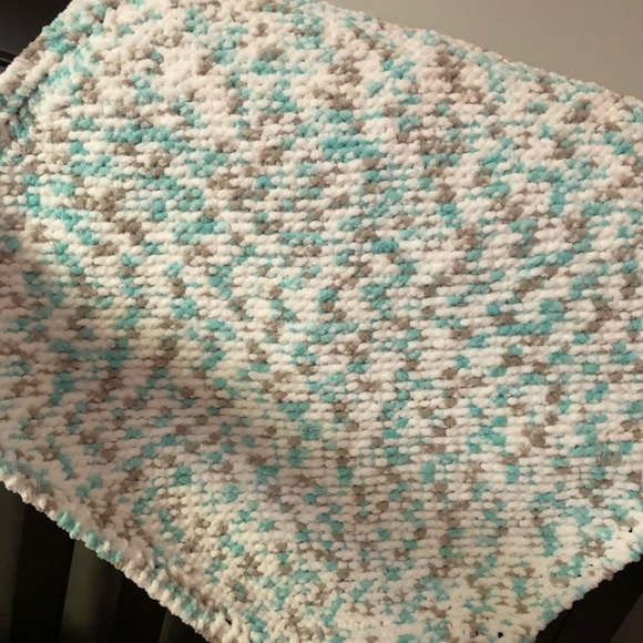 Knitted Baby Blanket - Picture 4 of 4